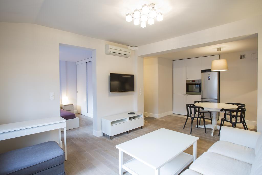 Hotel apartamentowy Royal Route 3*